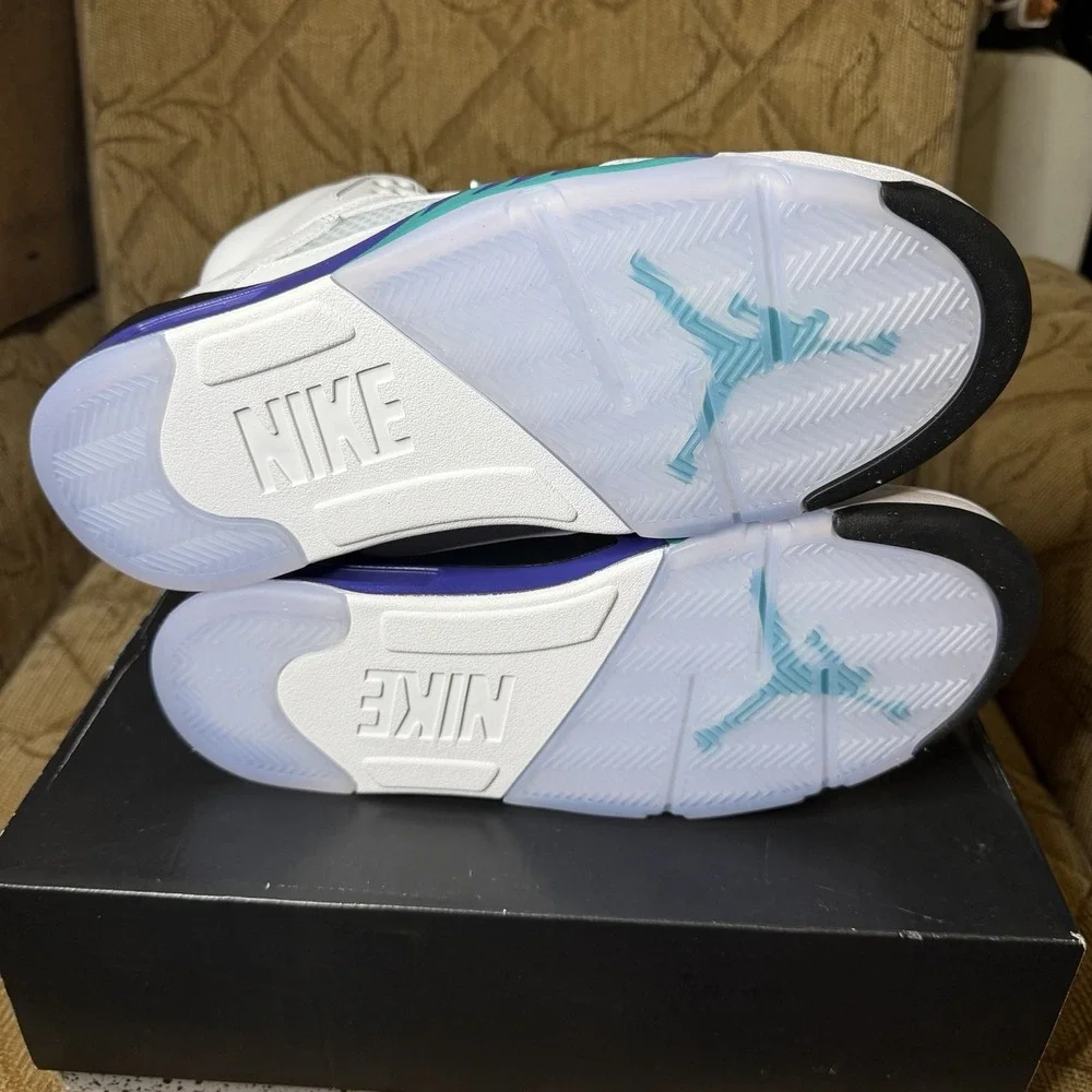 Air Jordan 5 Retro Grape 2025 HQ7978-100 Sneakers Size 10 Brand New
